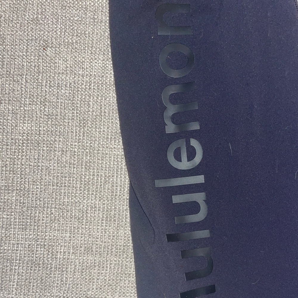 Lululemon Biker Short Size 6 (8inch)
